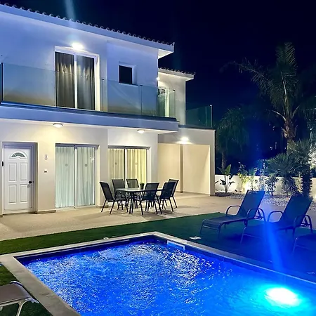 Mediterranean Oasis - Ayia Thekla Villa *