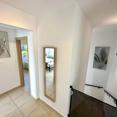 Mediterranean Oasis - Ayia Thekla Villa *